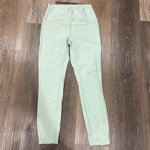 Lululemon size 6